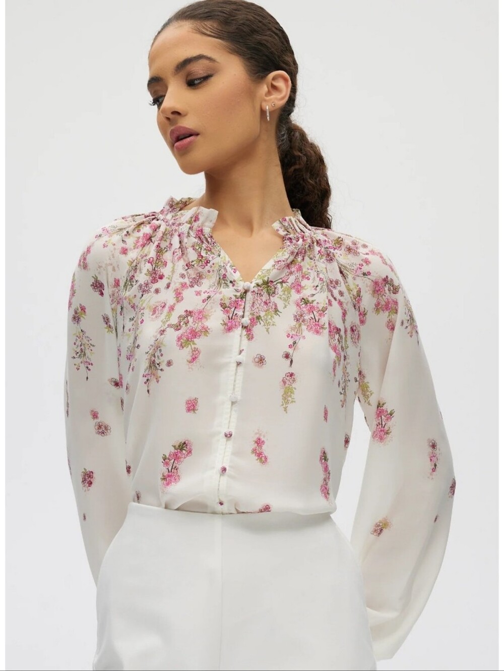 Cupcakes and Cashmere Floral  Button Down Peasant Blouse Creamy White Size L